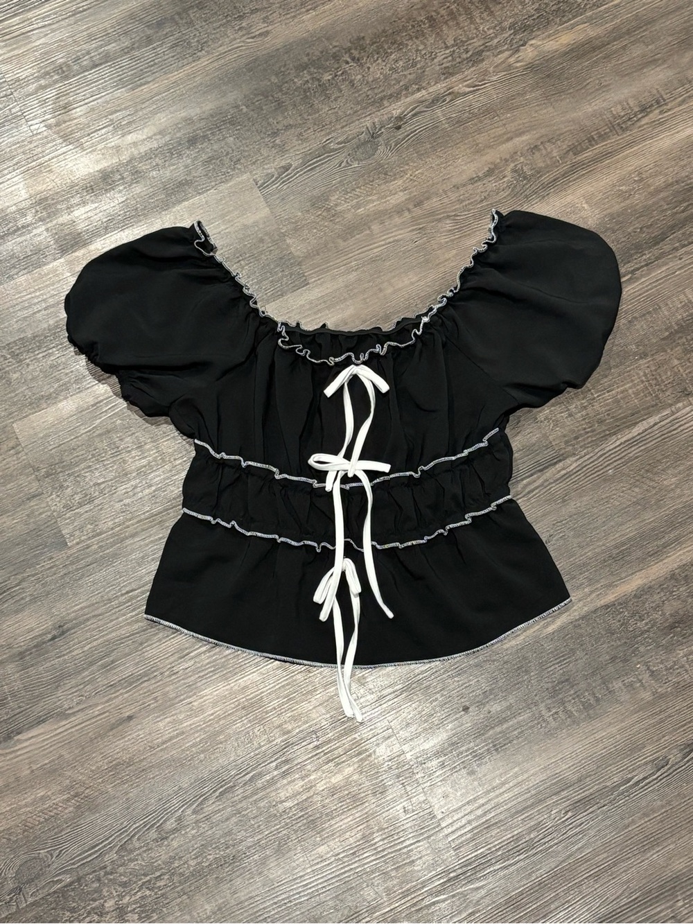 SHEIN Black Puff-Sleeve Peasant Top with White Contrast Ties